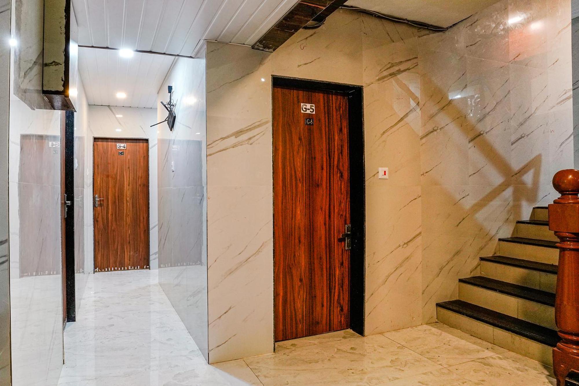 Fabexpress Yatri Inn - Navi Mumbai Turambhe Bagian luar foto