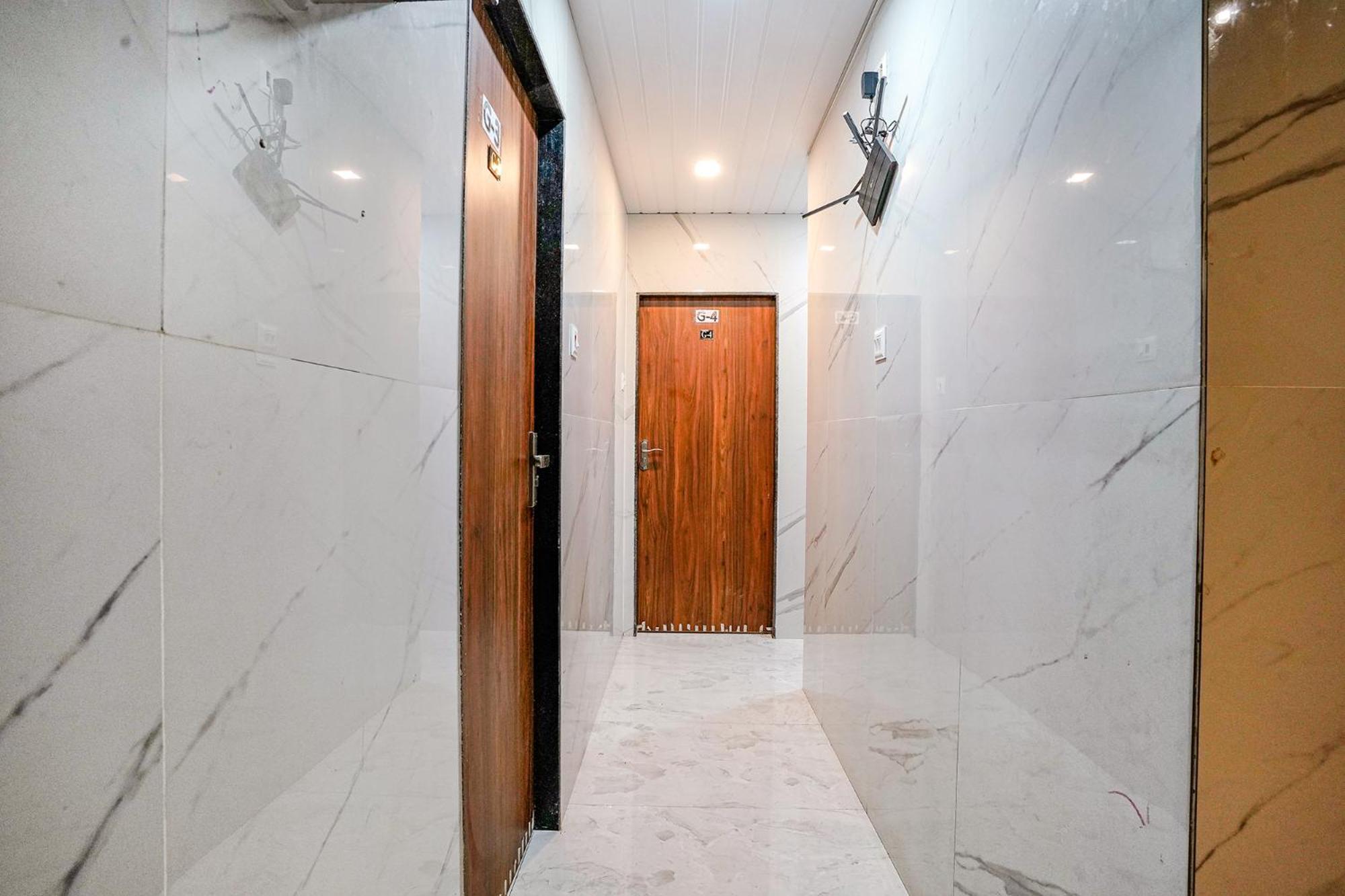 Fabexpress Yatri Inn - Navi Mumbai Turambhe Bagian luar foto