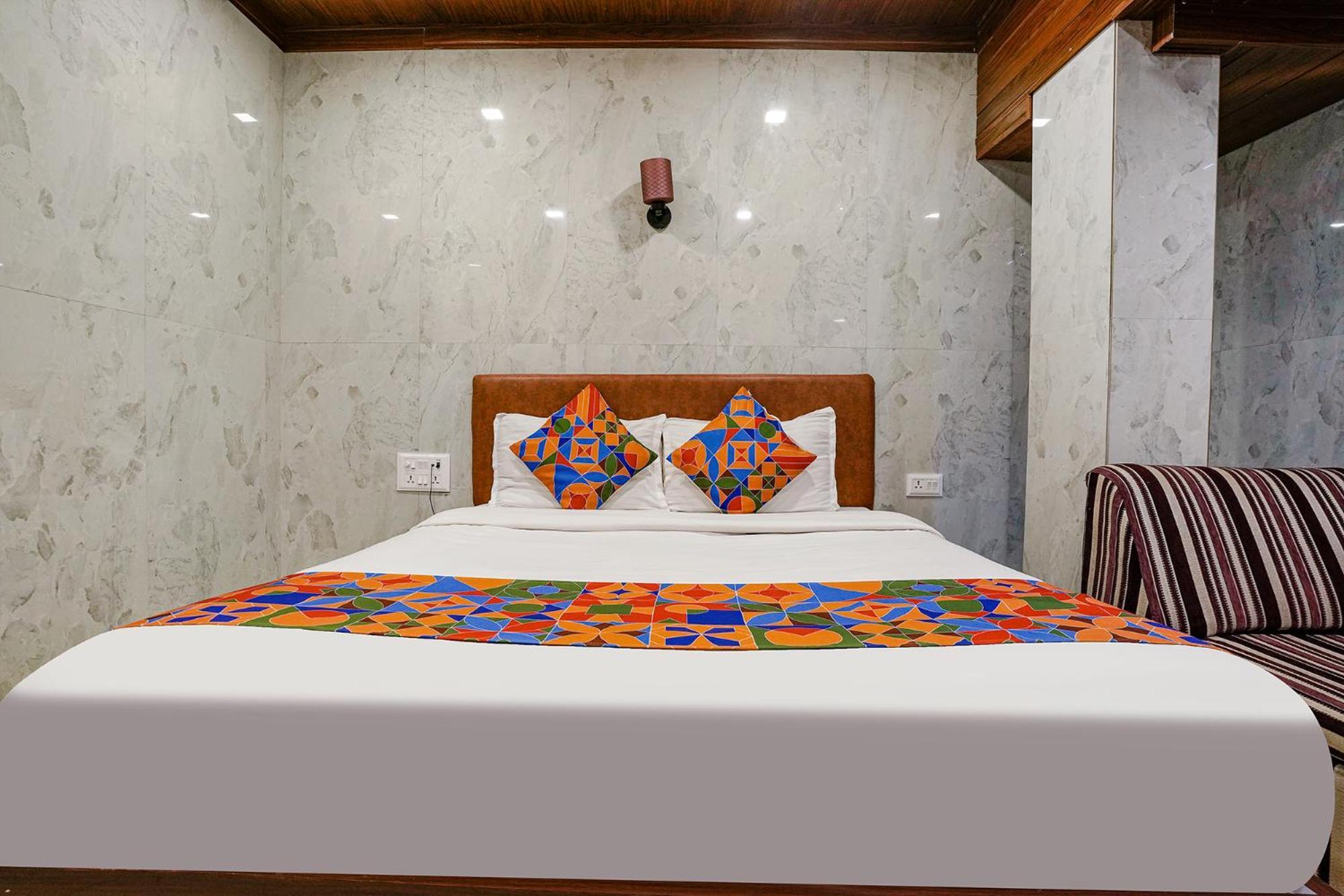 Fabexpress Yatri Inn - Navi Mumbai Turambhe Bagian luar foto